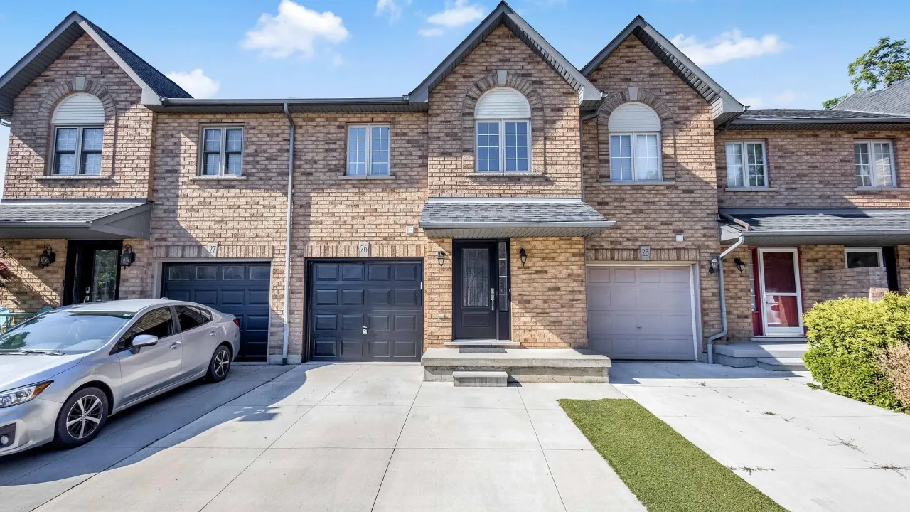 565 Rymal Road East Townhomes exterior