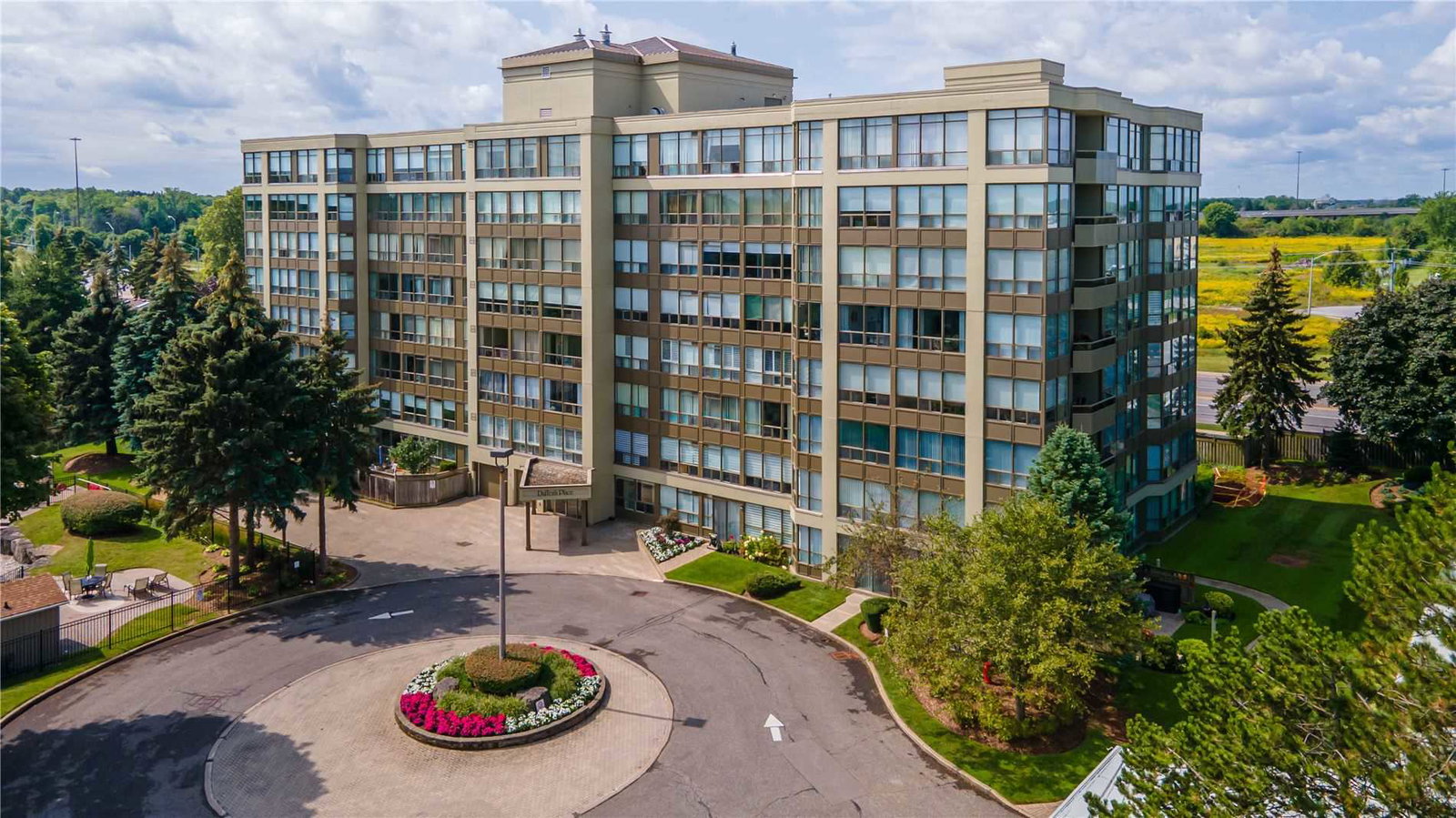 Dufferin Place condo