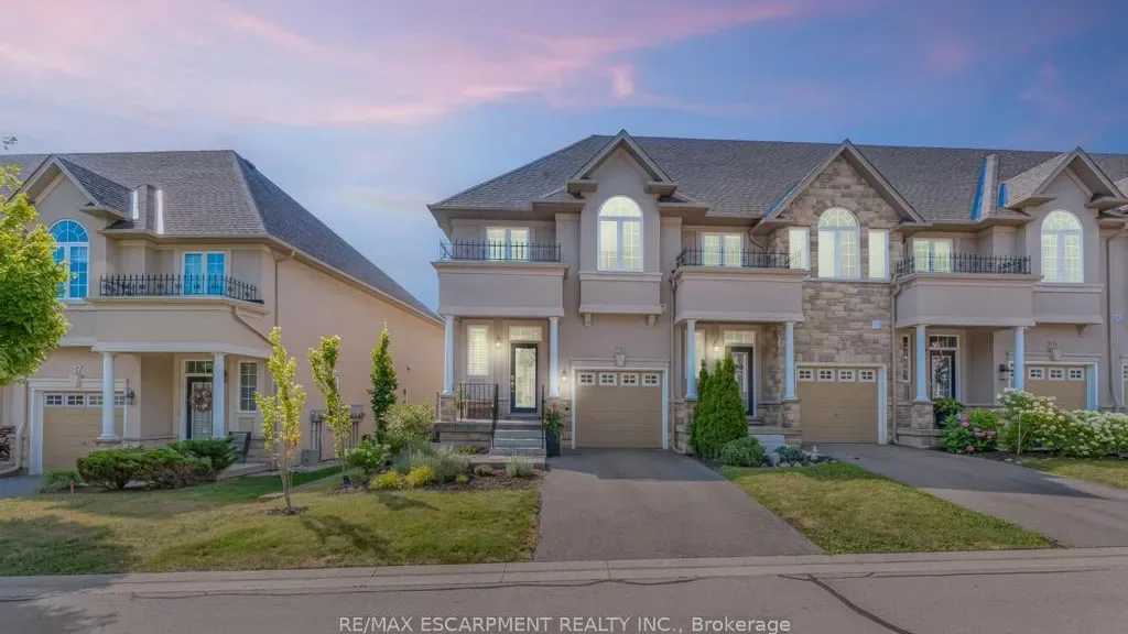 Valley Heights Dundas Townhomes condo