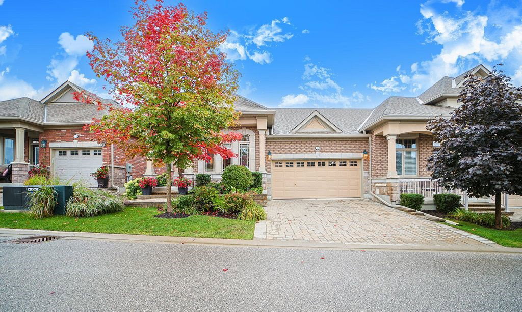 19 Westmount Drive exterior