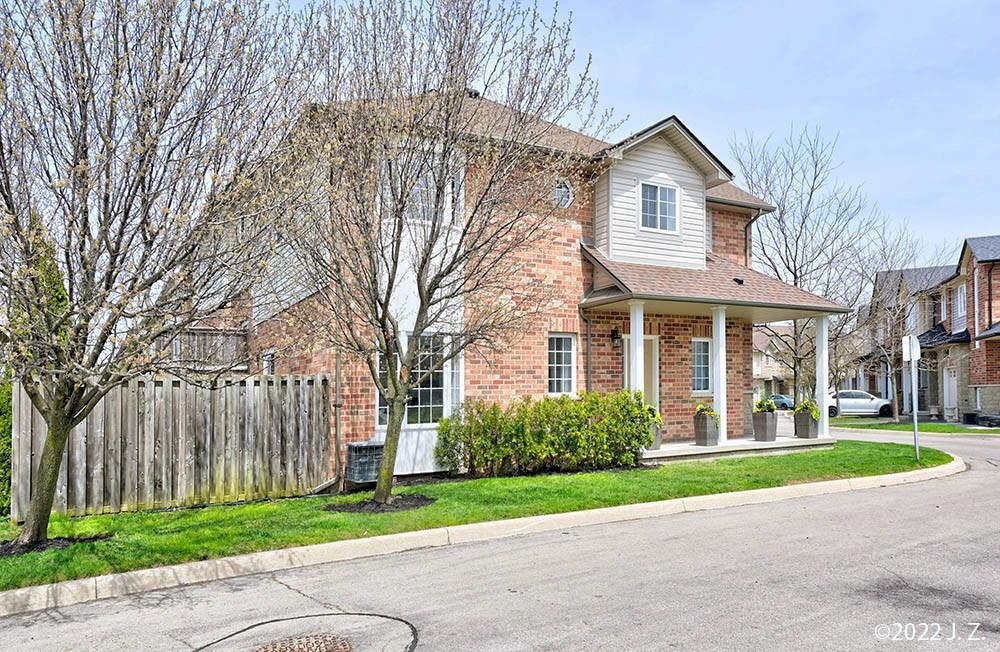 Tiffany Ridge Meadowlands exterior