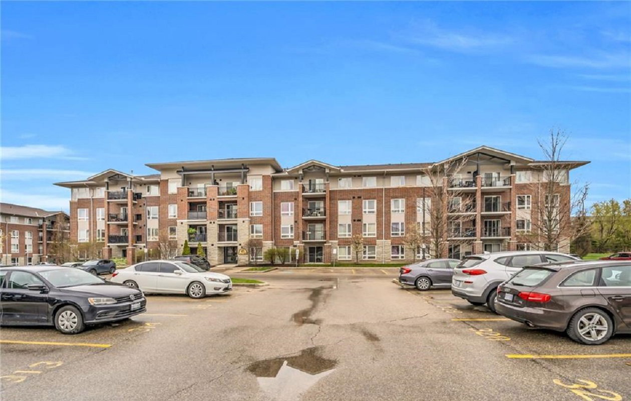 41 Goodwin Drive exterior