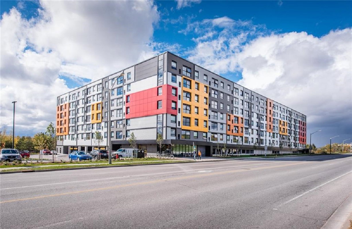Solstice Condos exterior