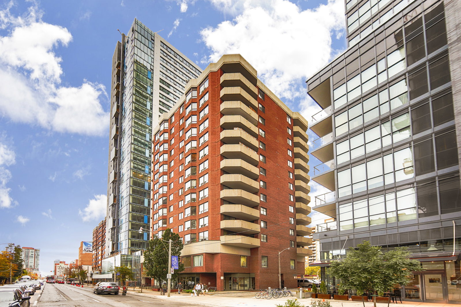 192 Jarvis exterior