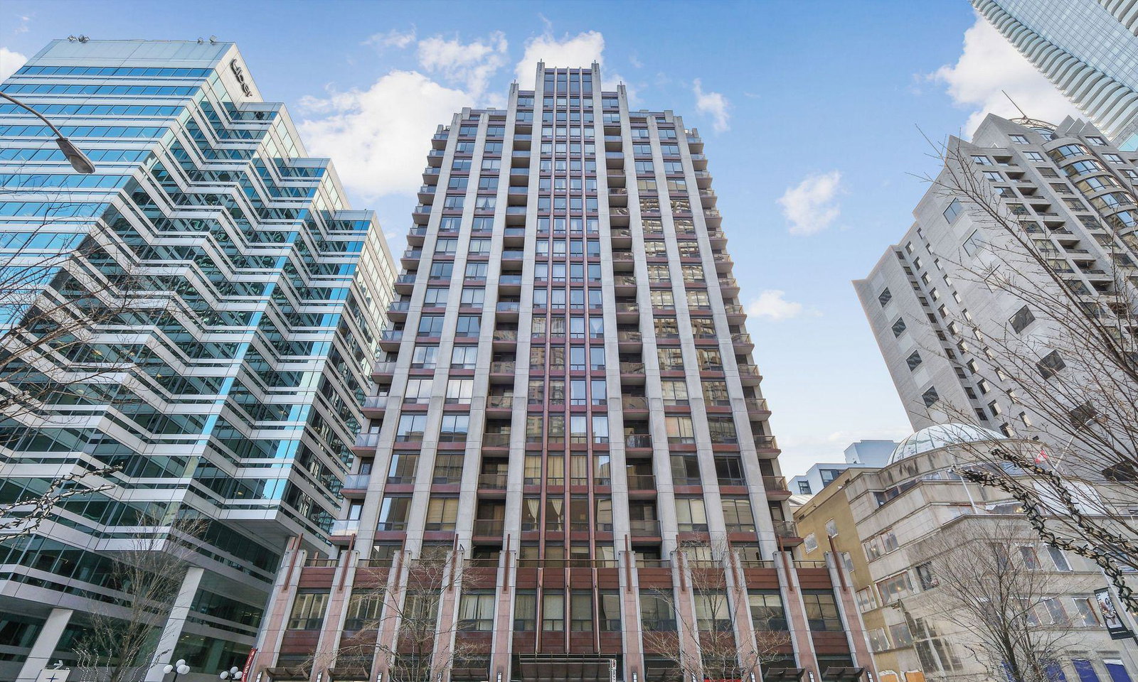 85 Bloor condo
