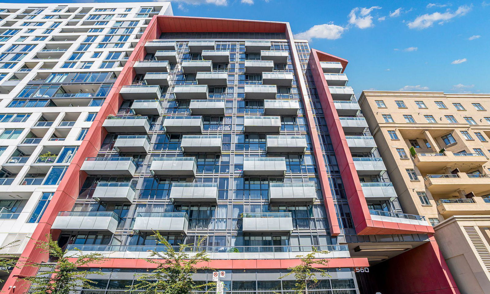 Reve exterior