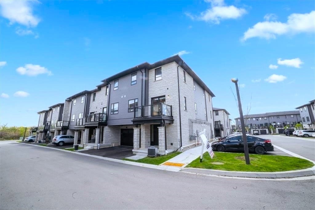 51 Sparrow Avenue exterior