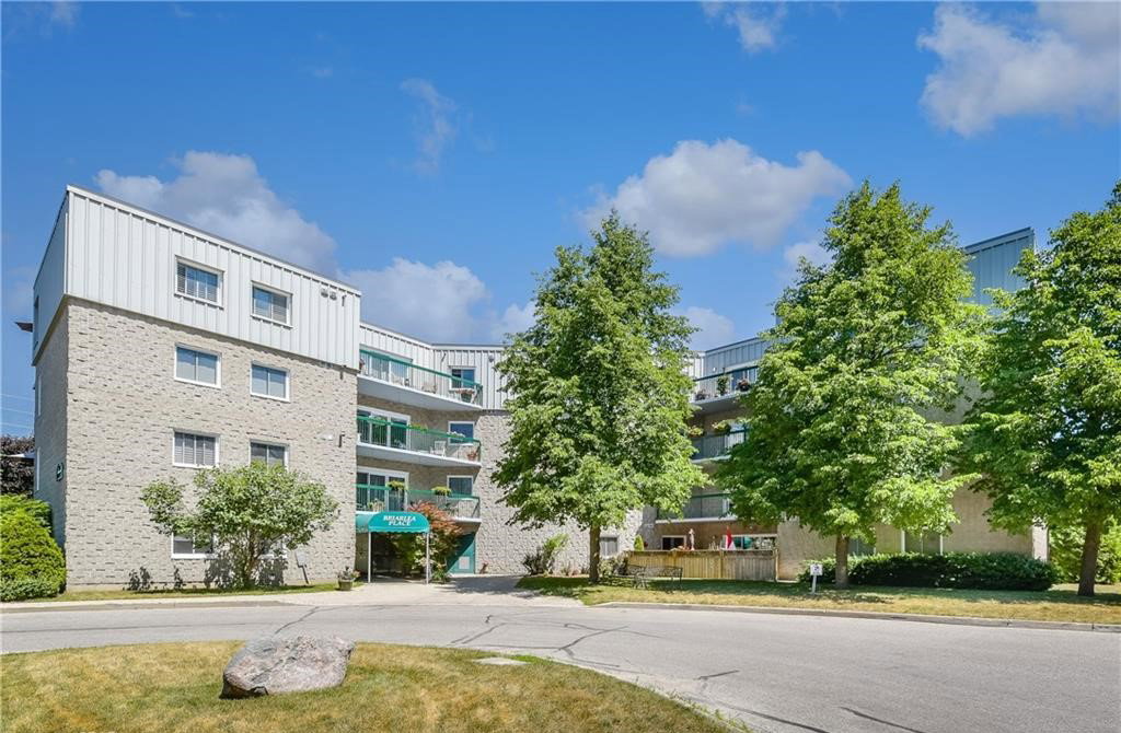 Briarlea Place condo building exterior