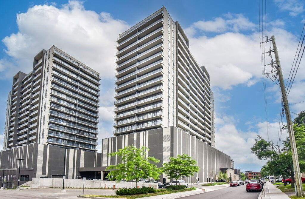 Gaslight Condos I exterior