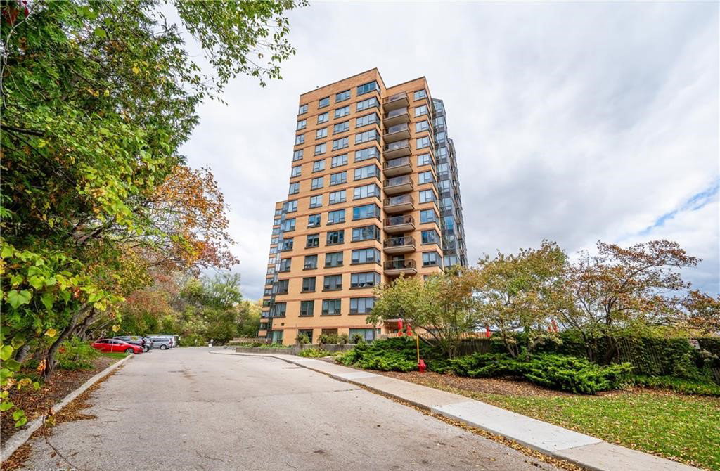 Kressview Springs condo