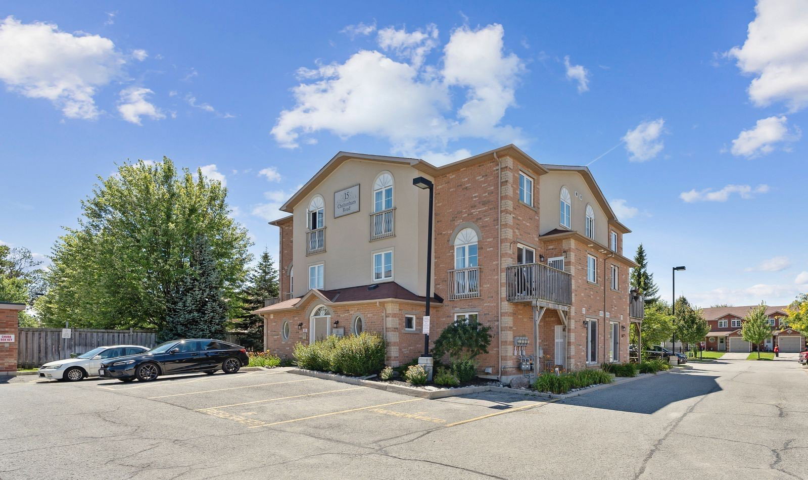 Cheltenham Condos exterior