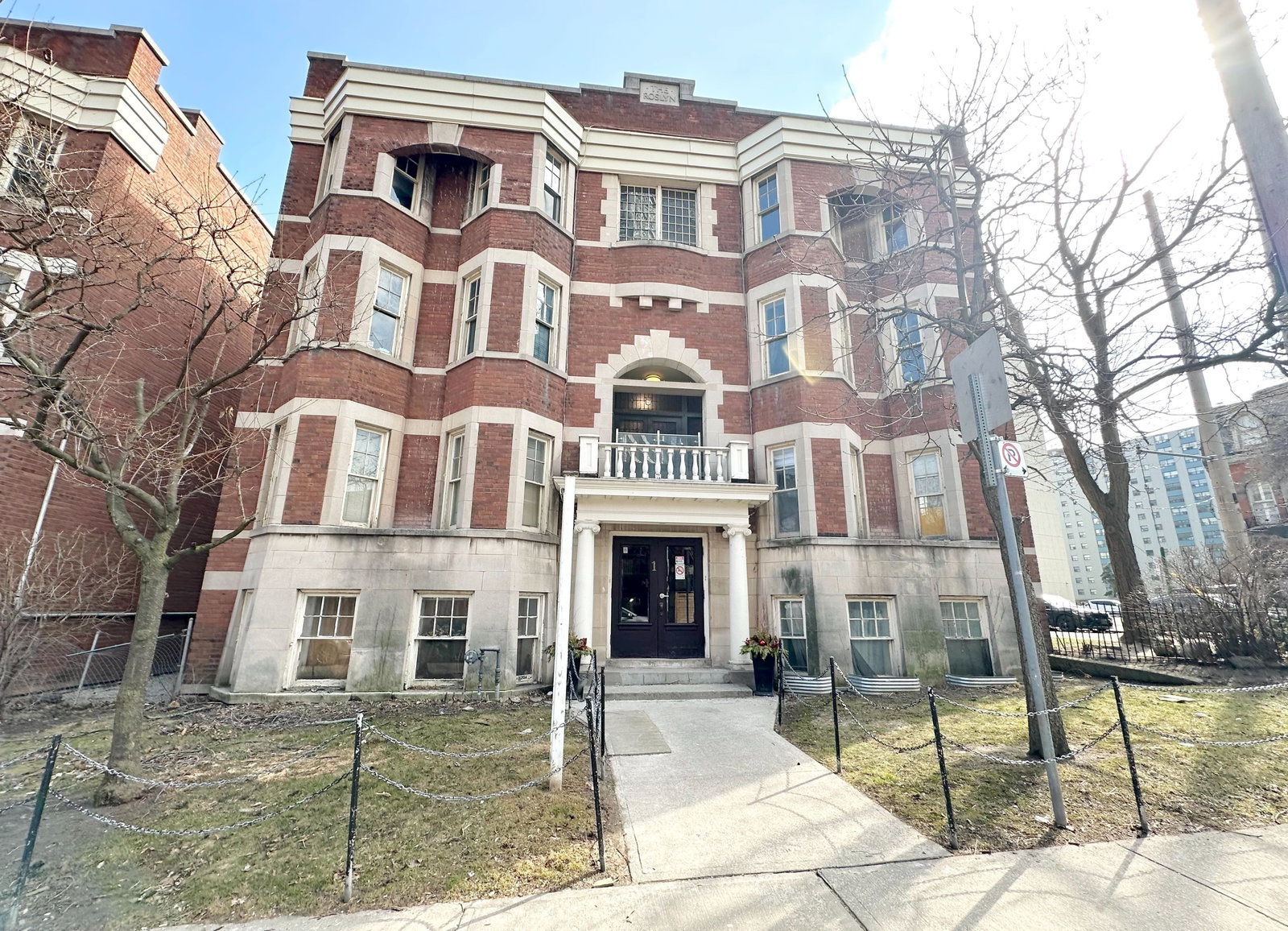 1-7 Glen Road exterior