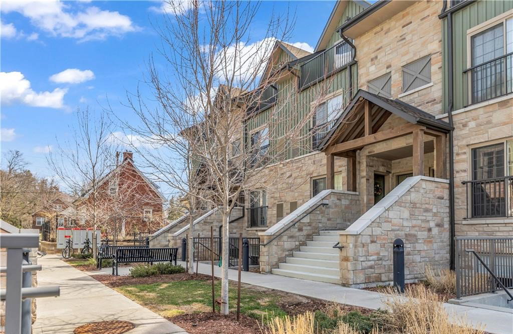 Union Crossing condo