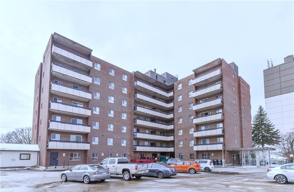 279 Chandler Drive condo