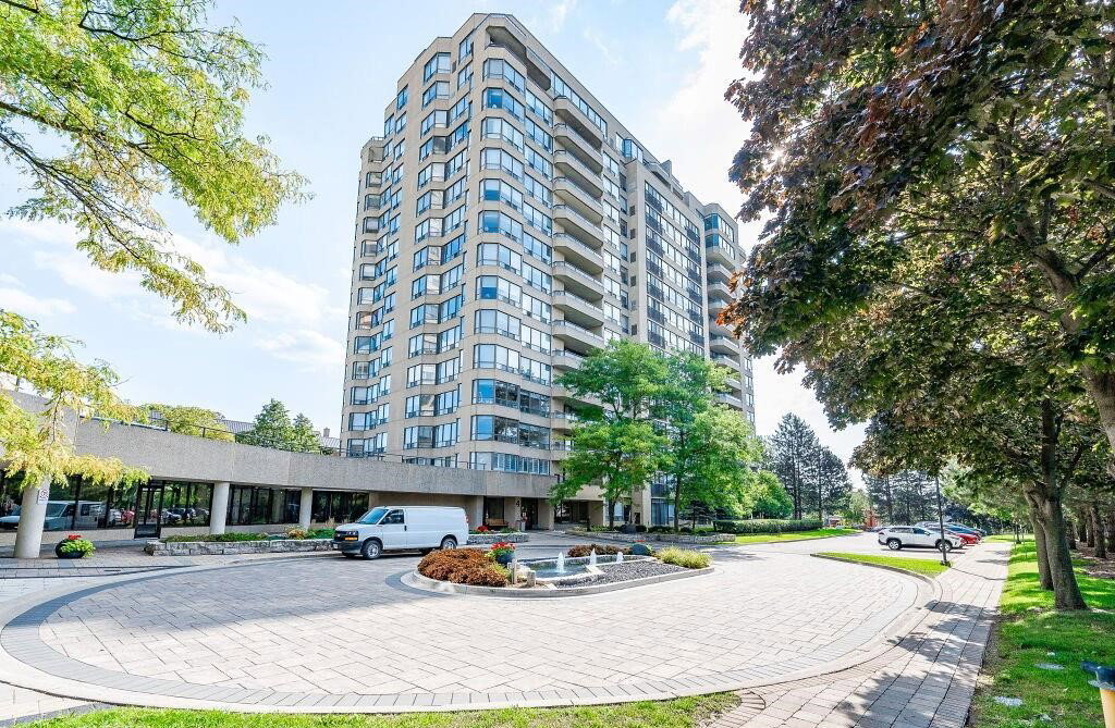 Waterpark Place exterior