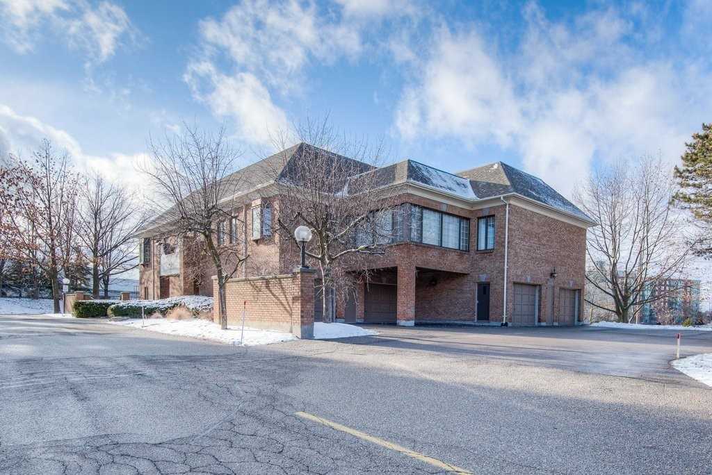 45 Blue Springs Drive exterior