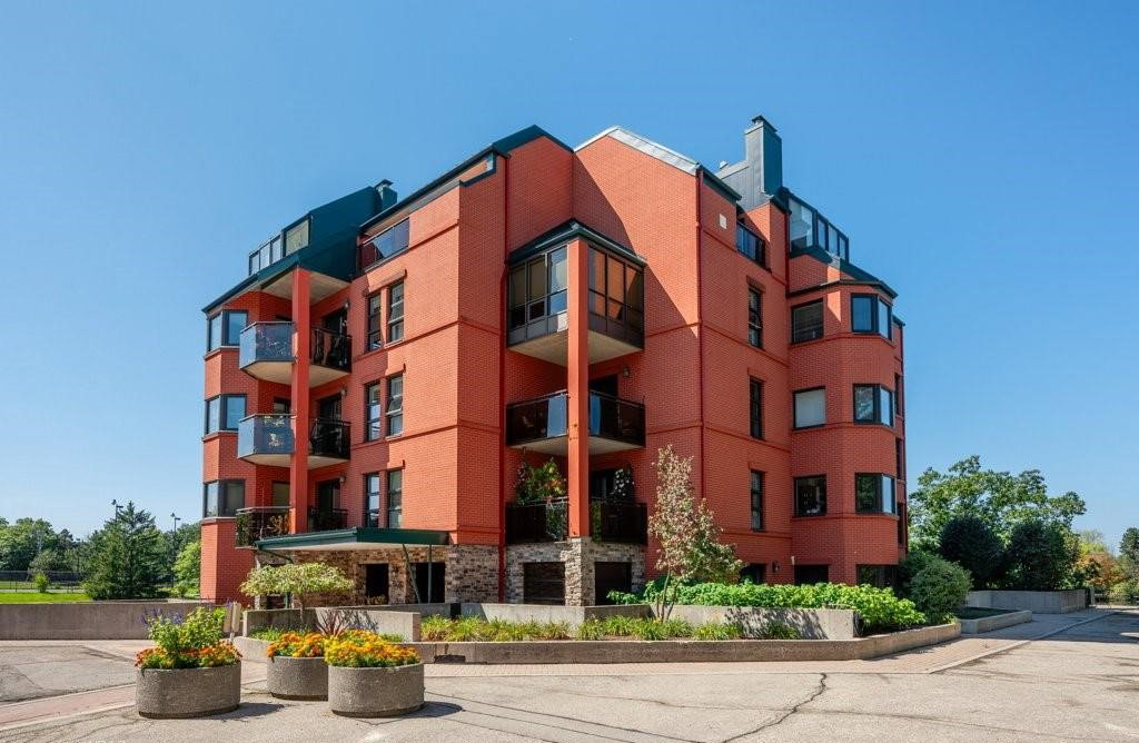Willow Wells III exterior