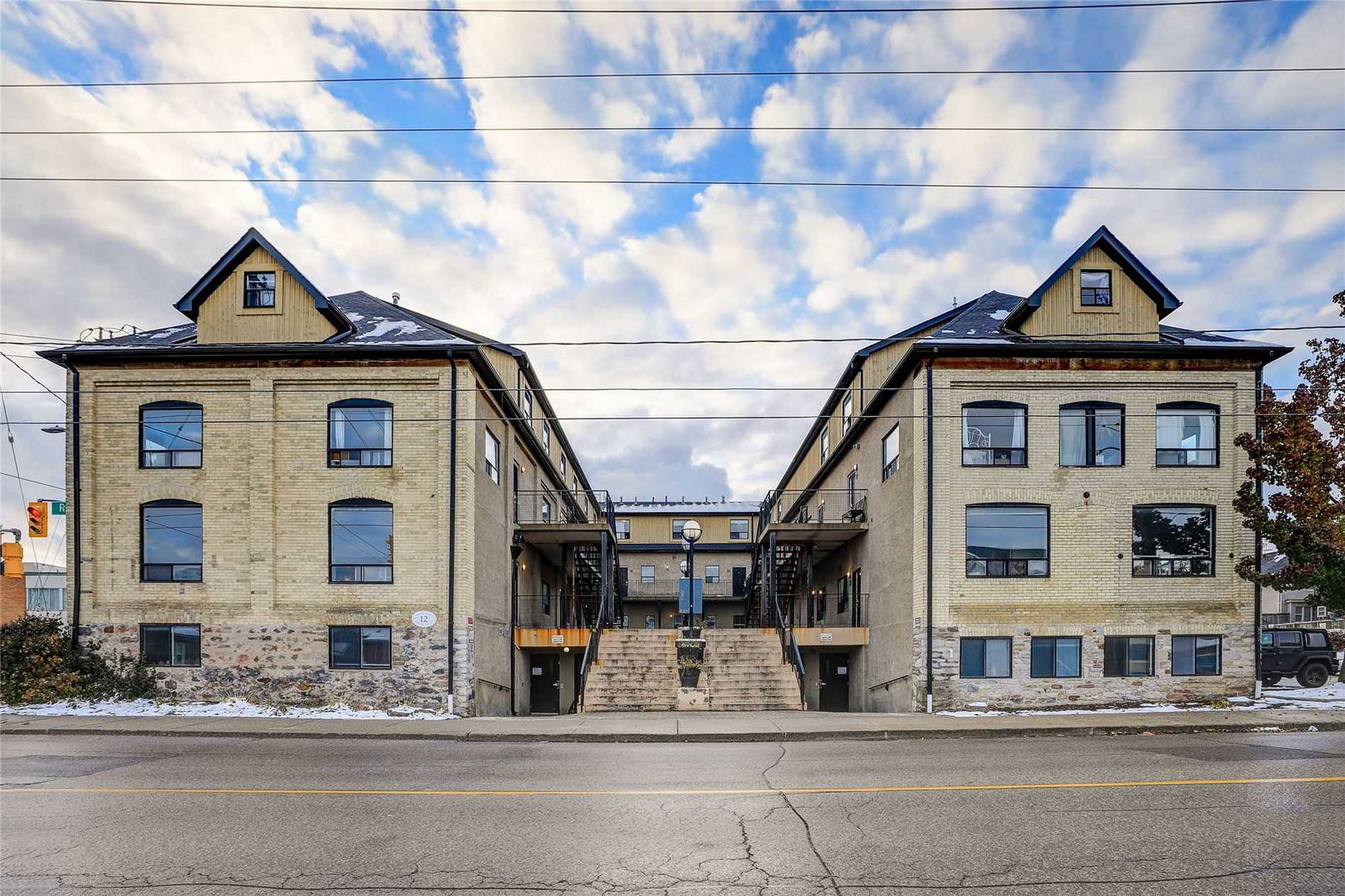 Bridgeport Lofts exterior