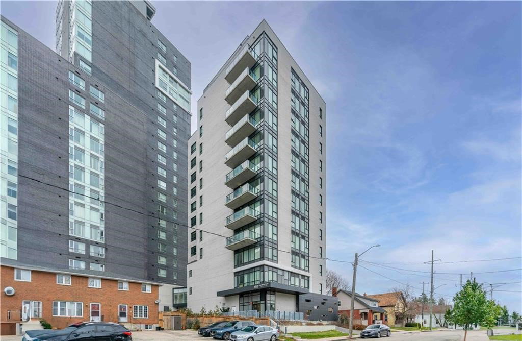 K2 Waterloo Condominiums Tower 2 exterior