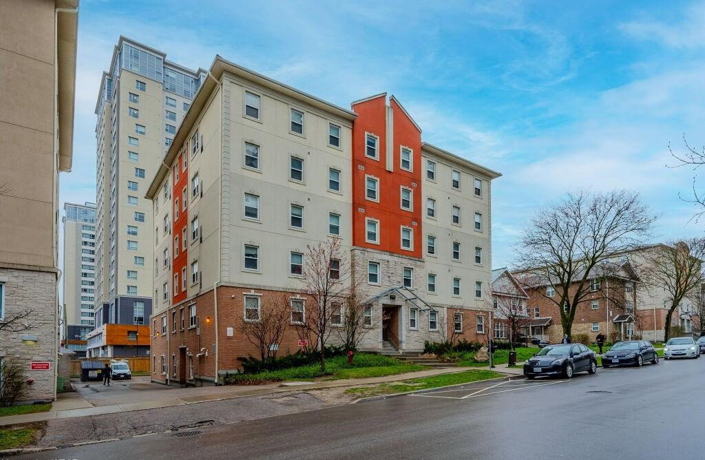 253 Lester Street exterior