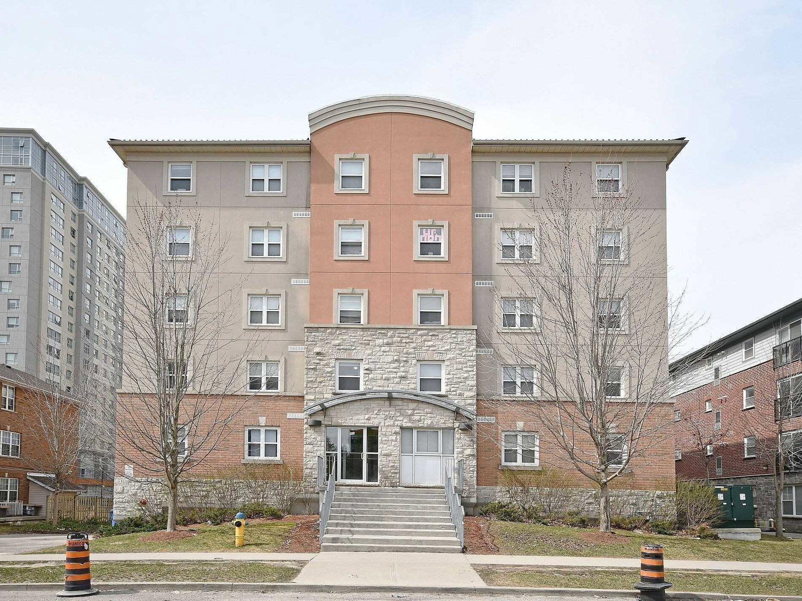 261 Lester exterior