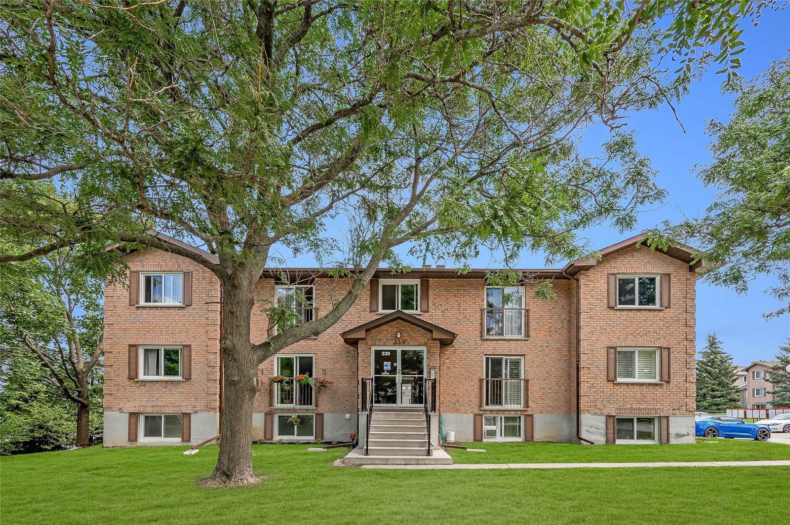 NorthLake Condominiums condo