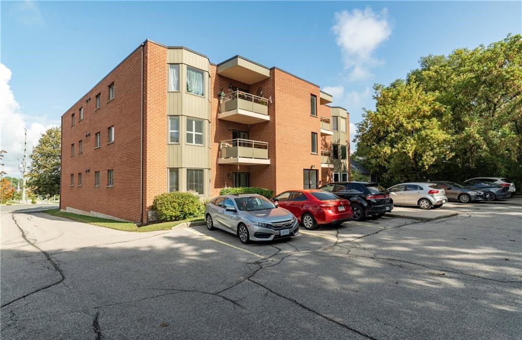 401 Erb Street exterior