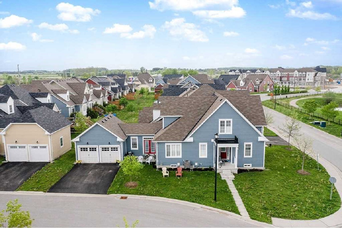 New England Village Phase 1 condo
