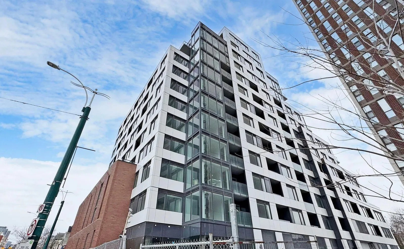 664 Spadina exterior