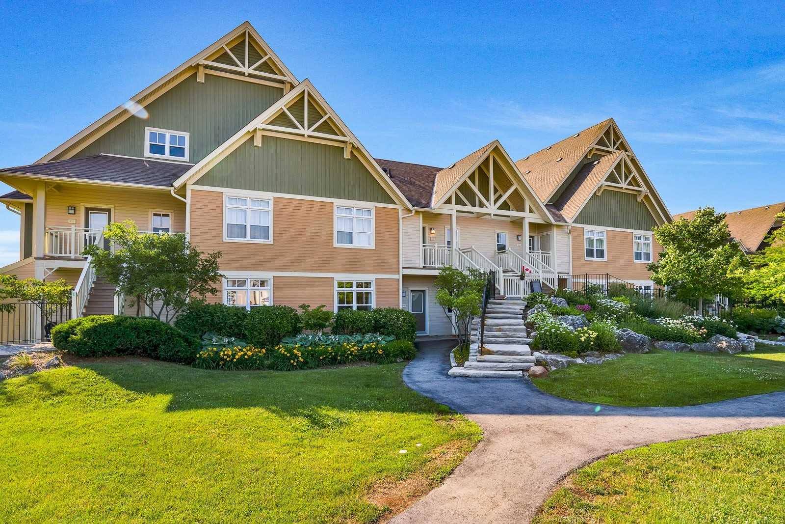 Rivergrass Condos exterior