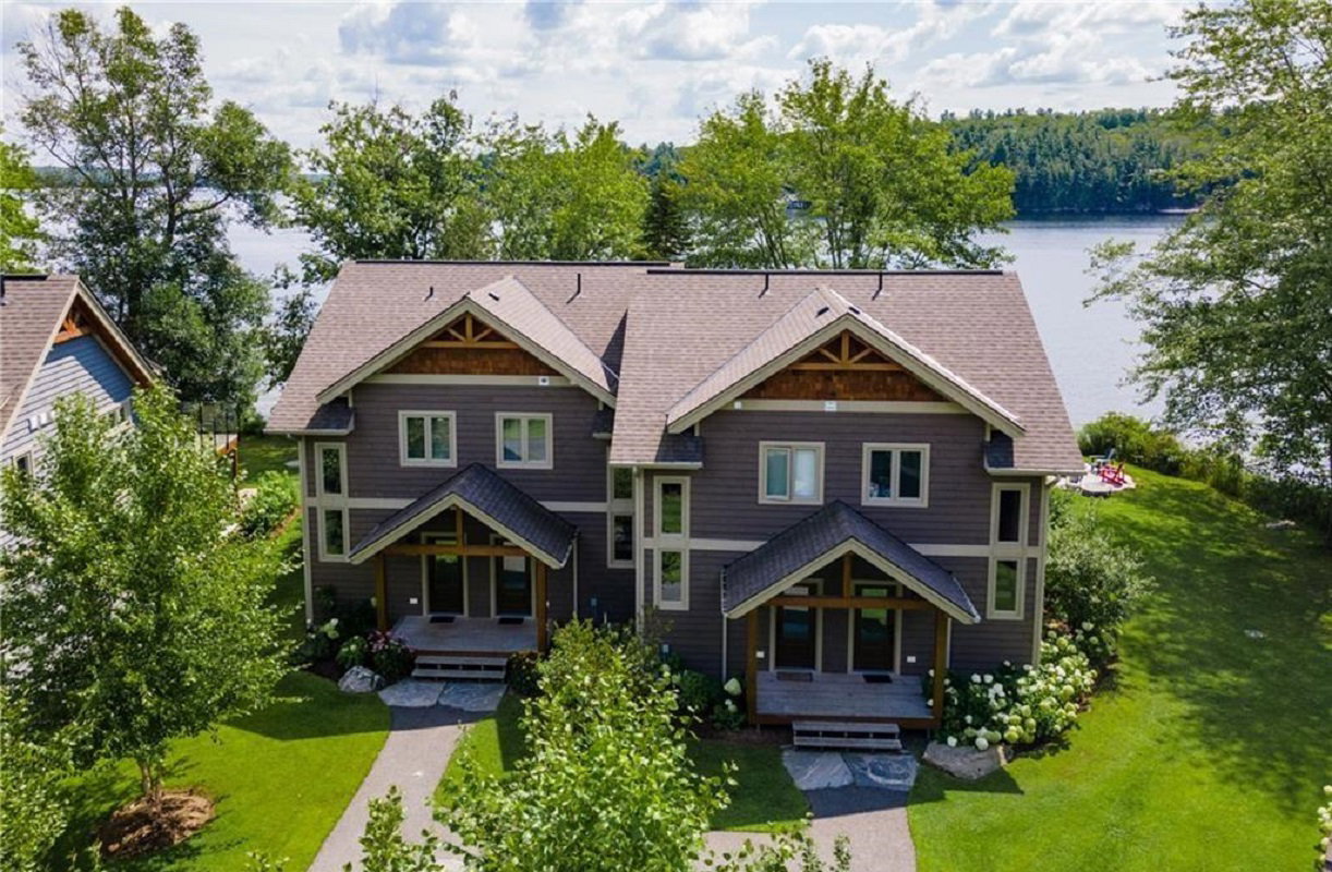 1841 Muskoka Road 118 condo