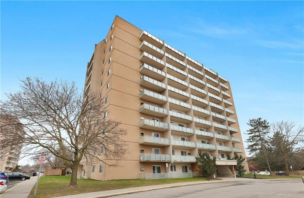 520 Mornington Avenue exterior