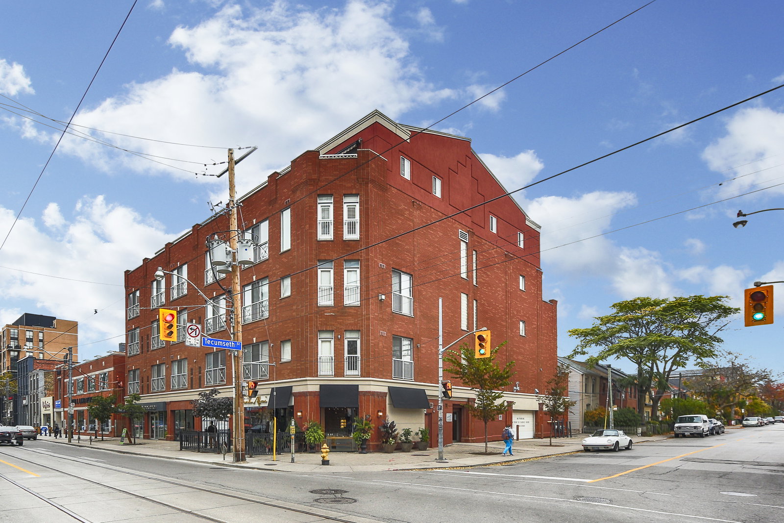 Tecumseth Lofts exterior