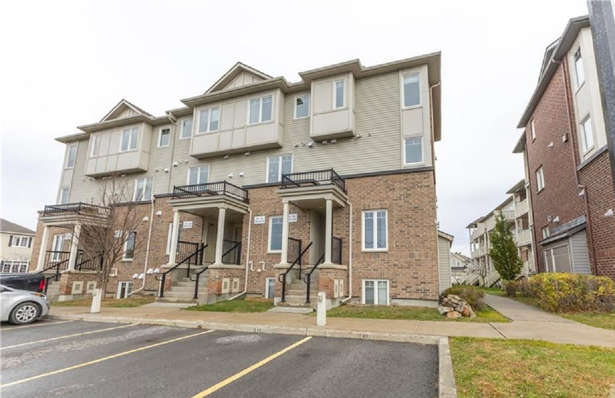 Shanly Private Condos exterior