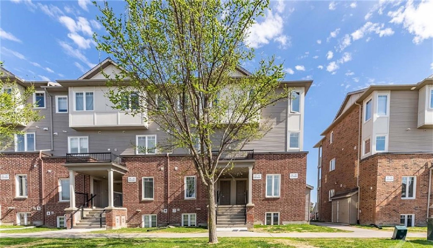 Espin Heights Townhouses exterior