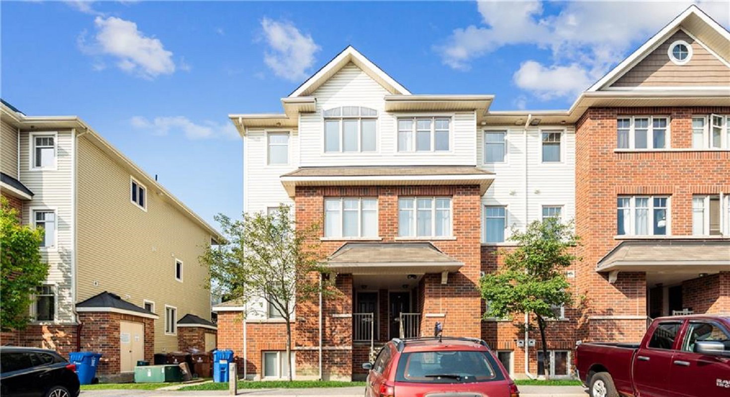 Deercroft Terrace condo