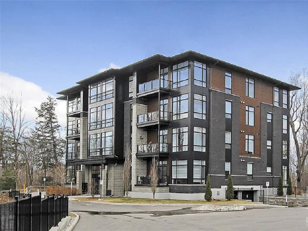 Allora Condos exterior