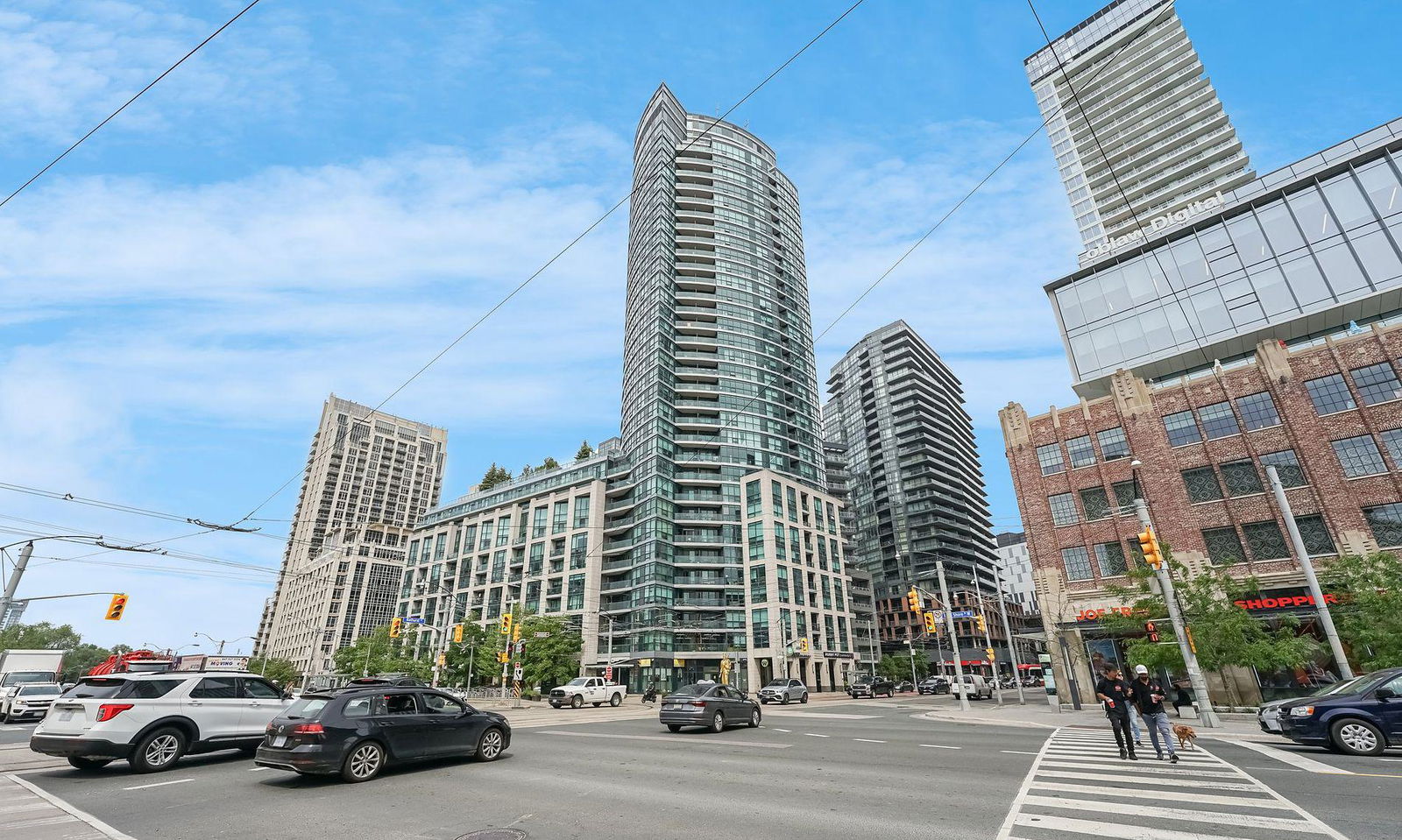 Malibu Condos at Harbourfront condo