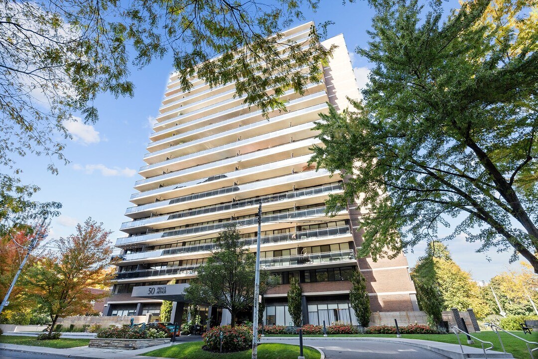 50 Prince Arthur Avenue exterior