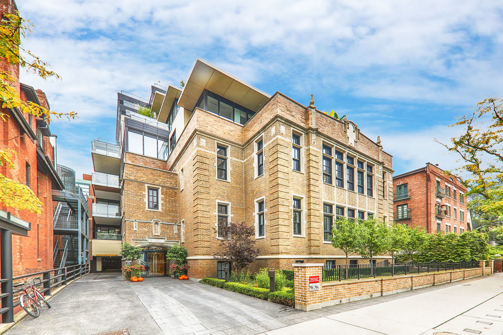 36 Hazelton condo