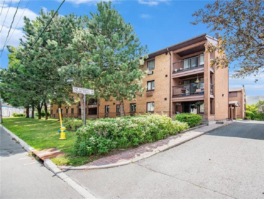 316 Savard Avenue condo