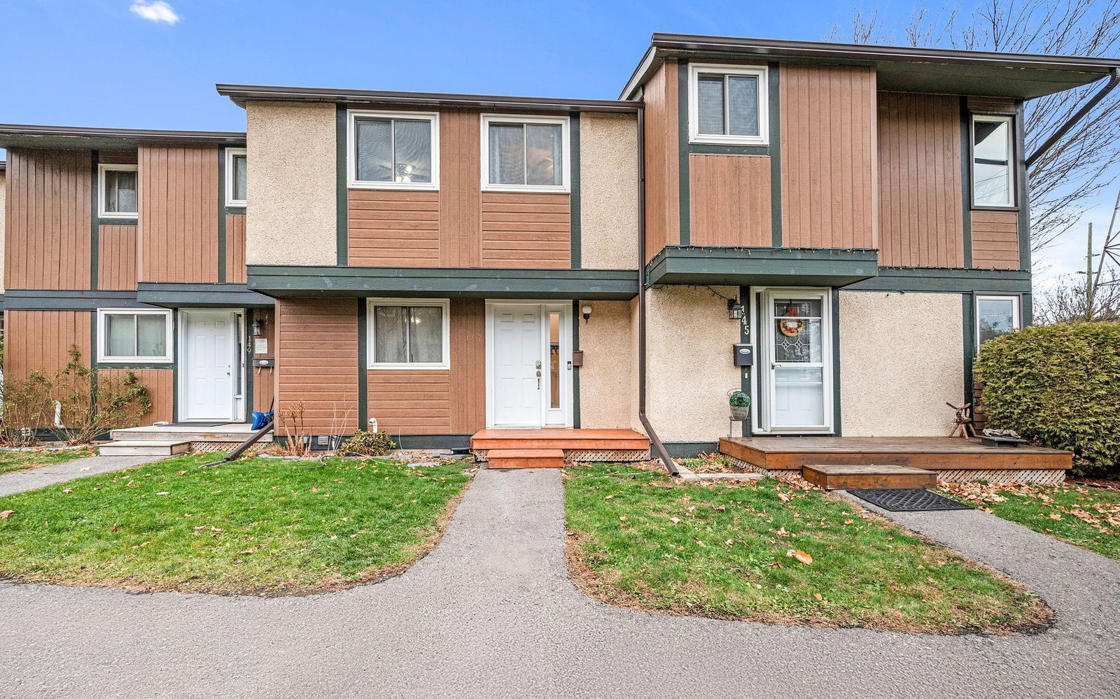 1449 Ridgebrook Drive condo