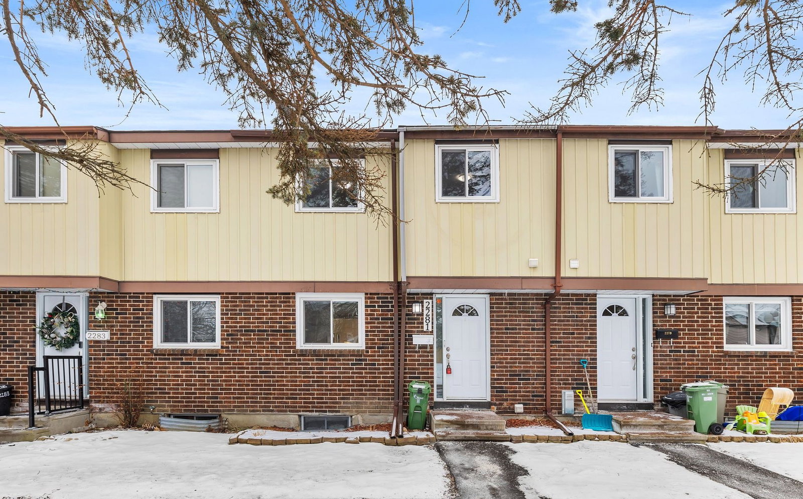 Kelden Crescent Townhomes condo