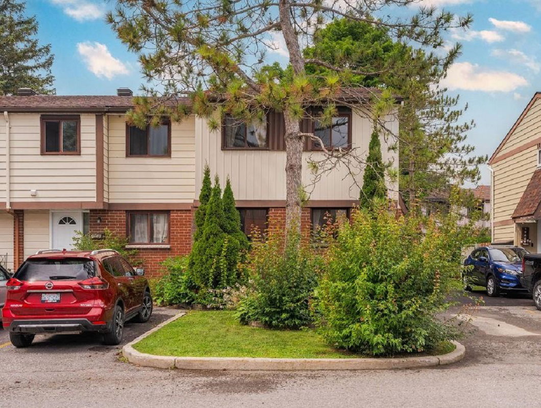 Deerfield Phase II condo