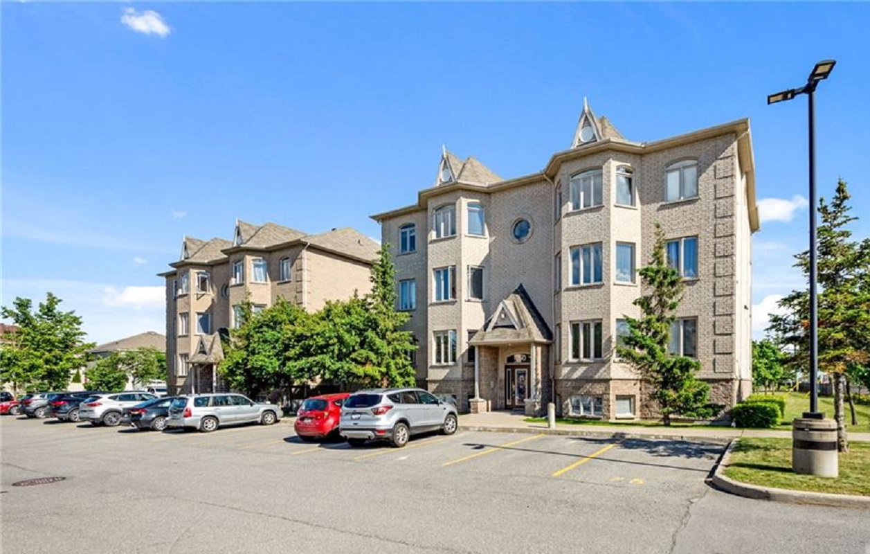 Briargate Private Townhomes condo
