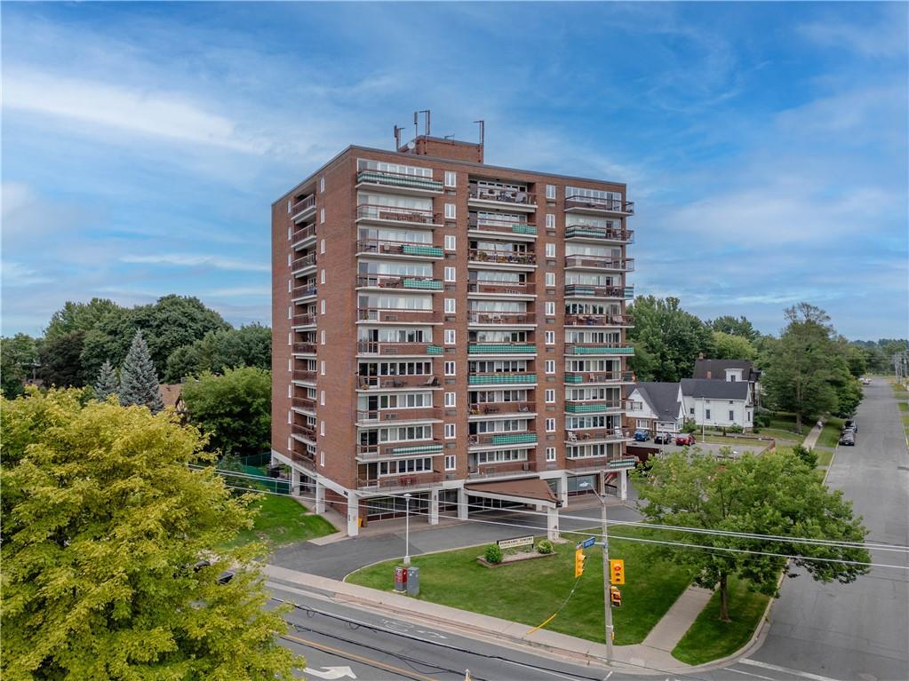 Panoramic Towers exterior