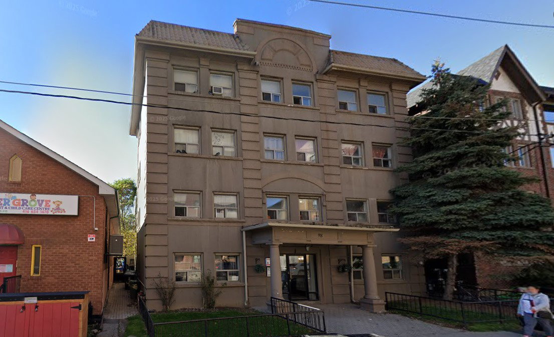 98 Vaughan Road exterior