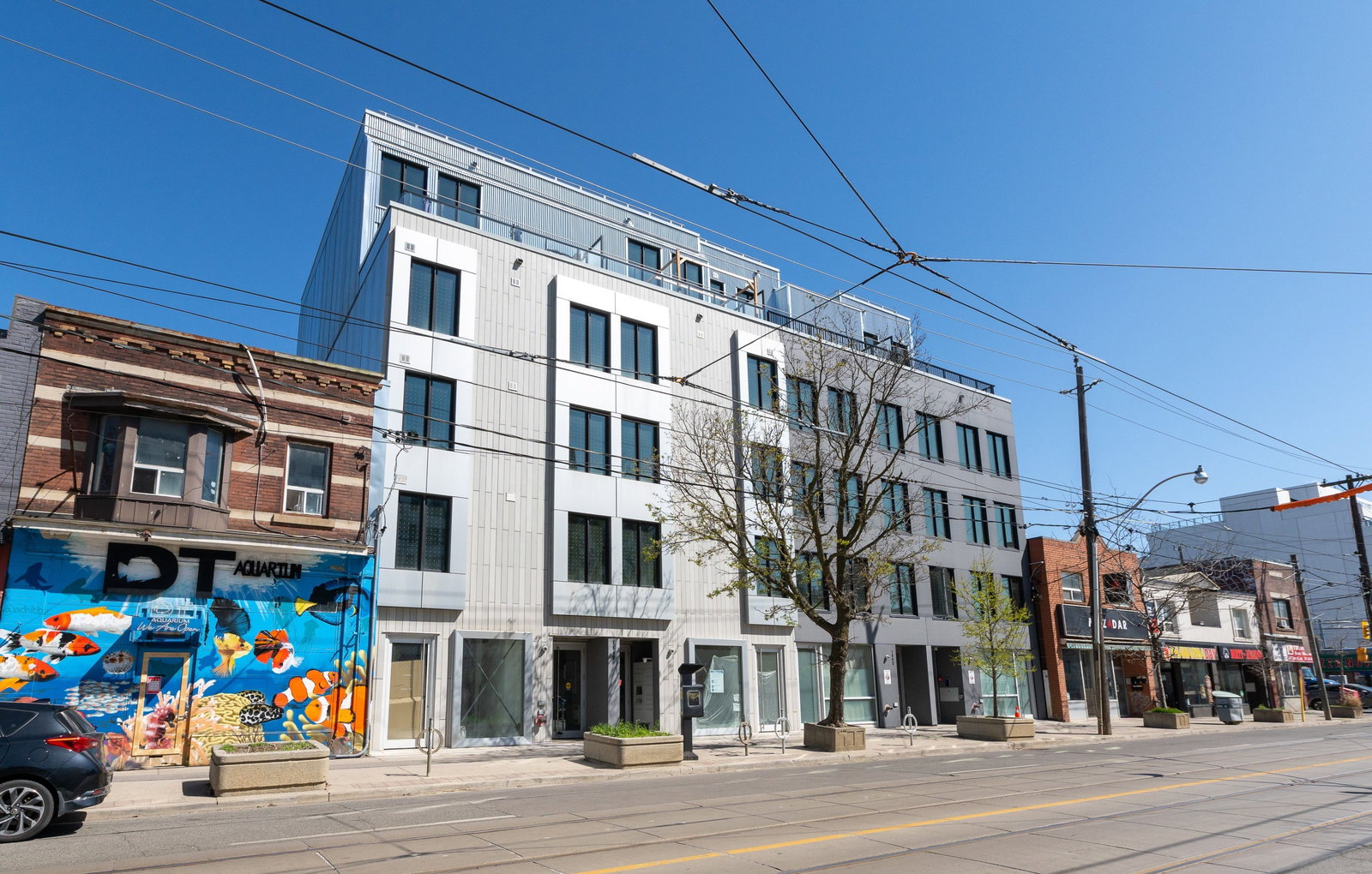 1598 Queen Street East exterior