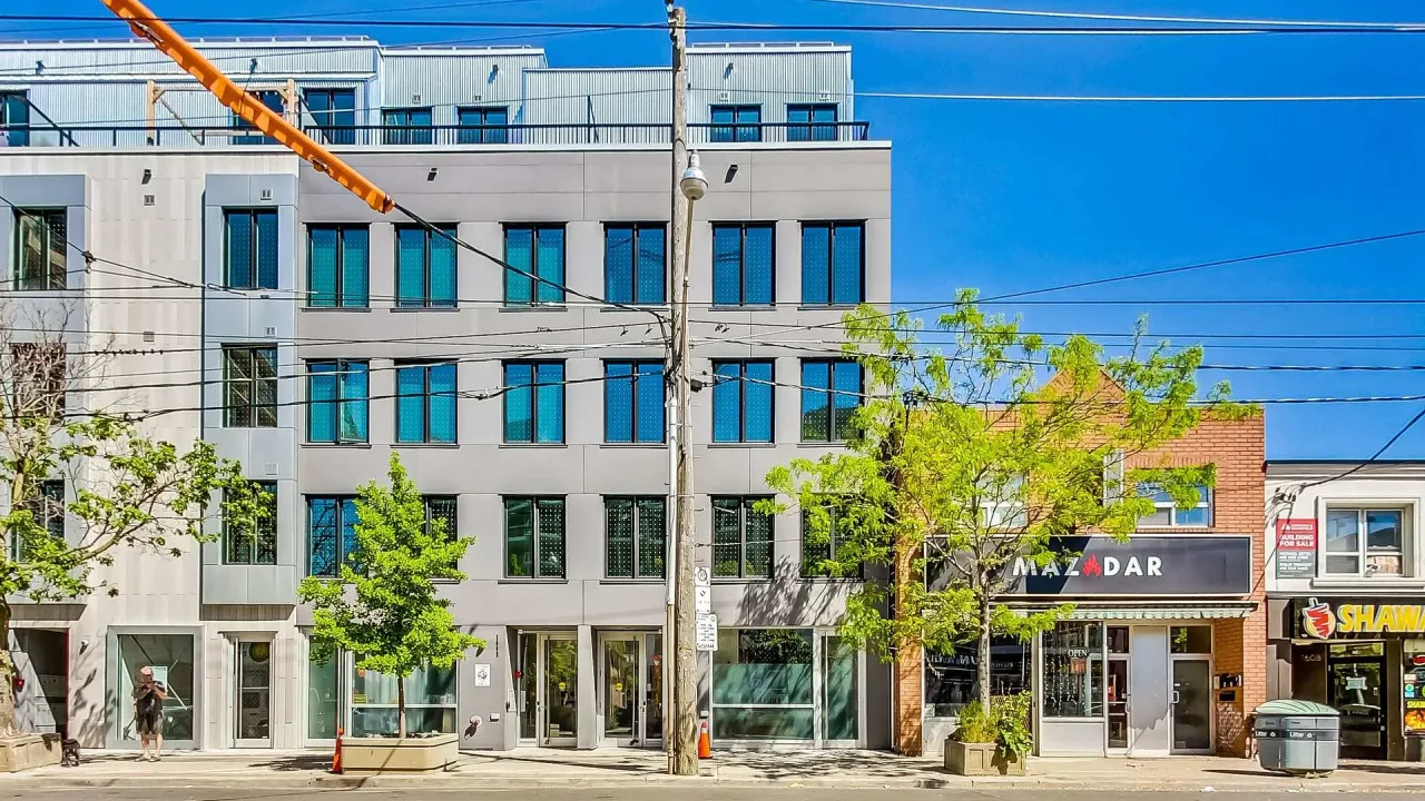 V6 Leslieville exterior