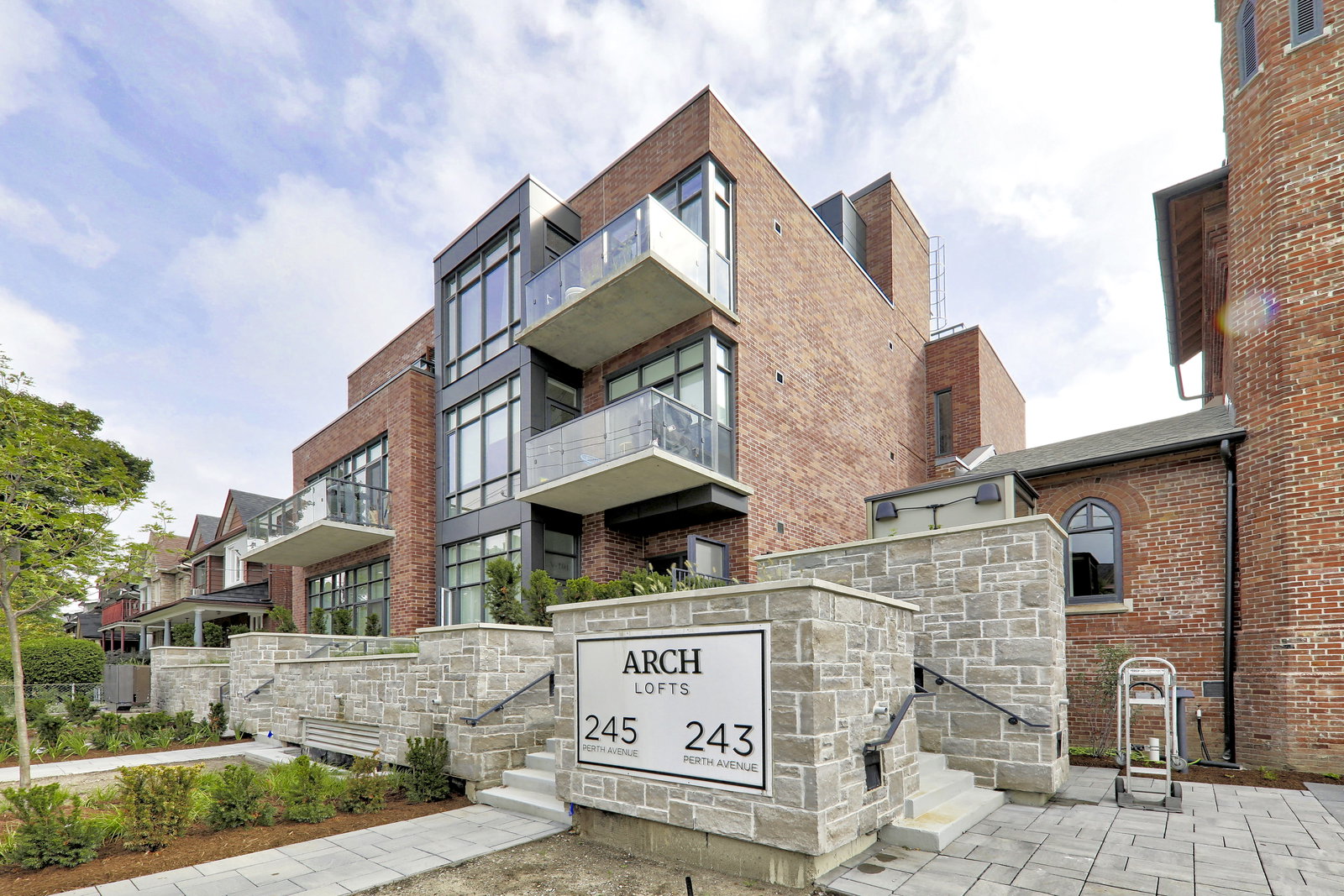 Arch Lofts condo